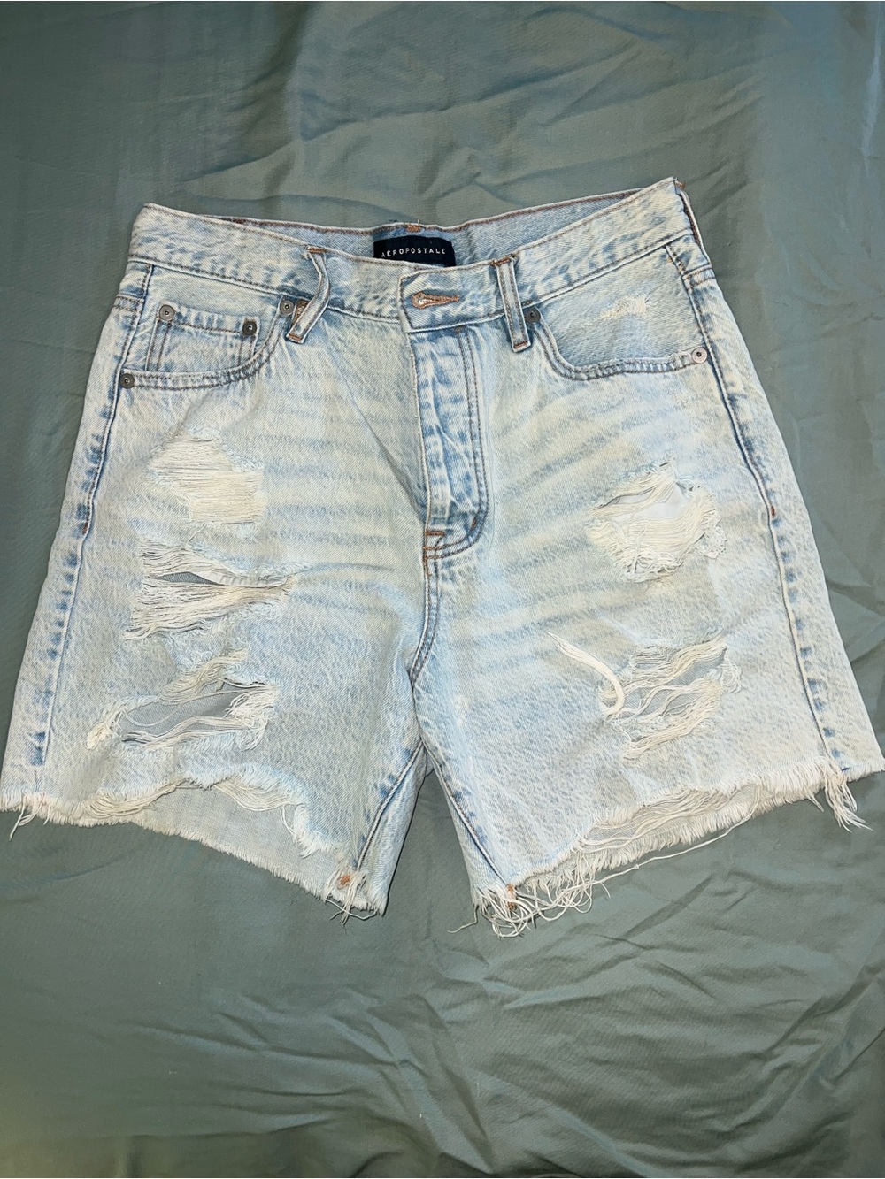 Aeropostale Light Wash Distressed Women’s Denim Shorts
